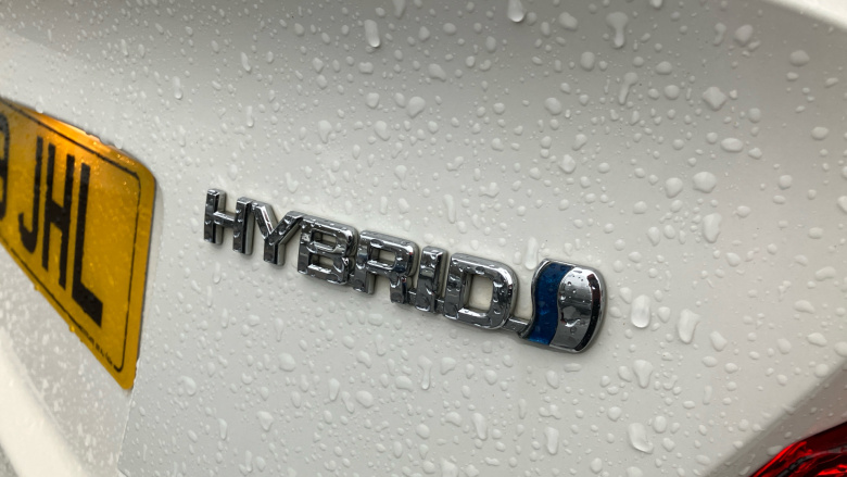 Toyota C-HR 1.8 Hybrid Design 5dr CVT Hybrid Hatchback